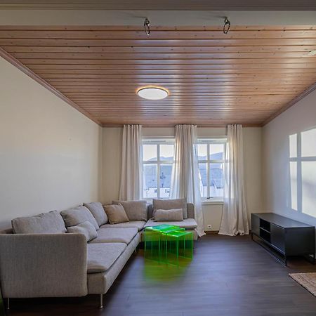 Charming And Bright Apartment In Alesund City Exterior foto